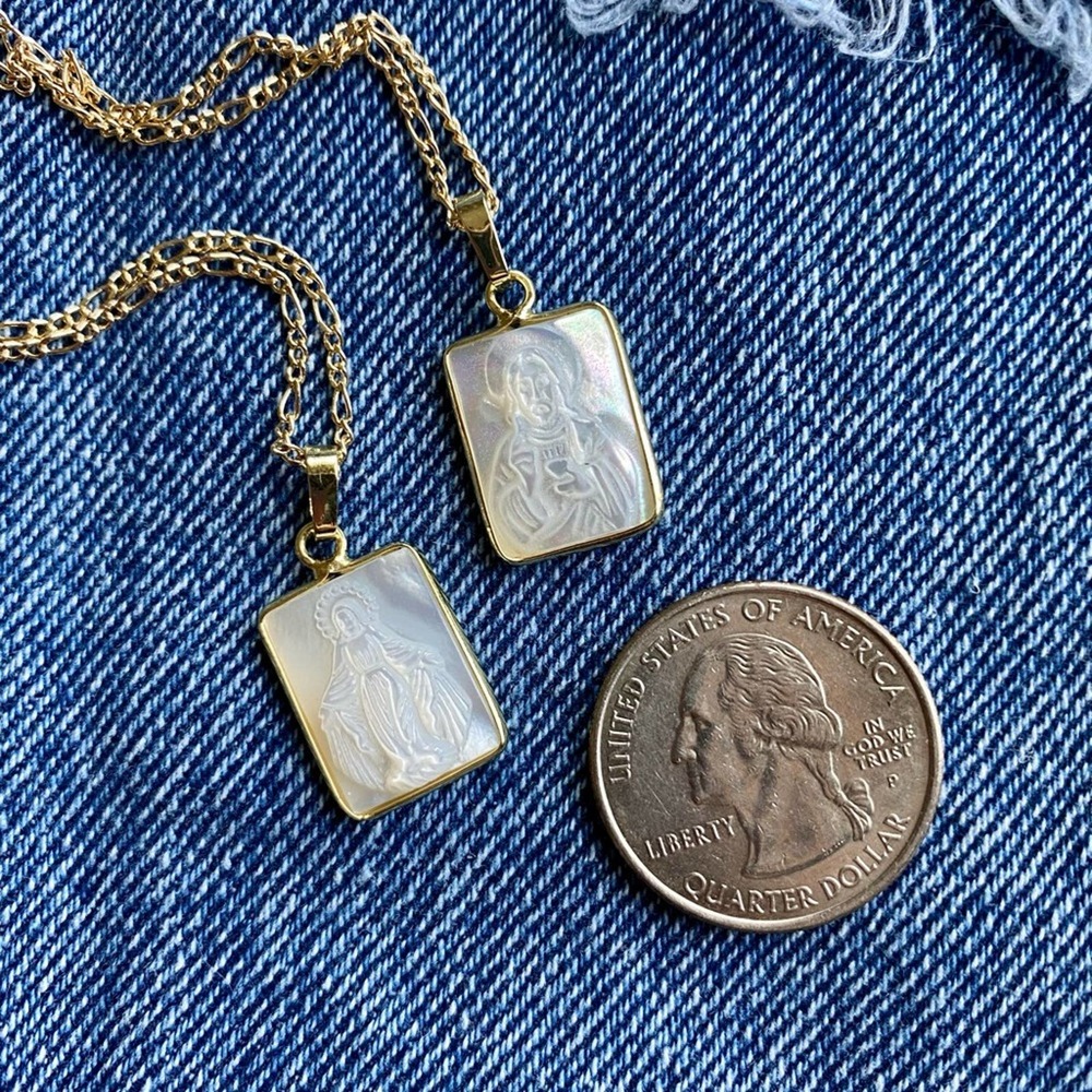 *EVA* Rectangular Carved Shell Religious Pendants - Picture 6 of 11